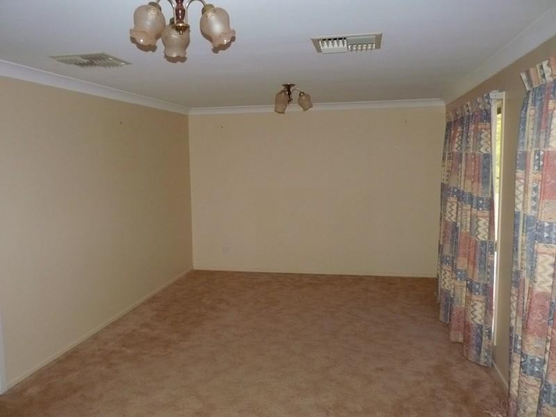 13 Howe Street, St George QLD 4487