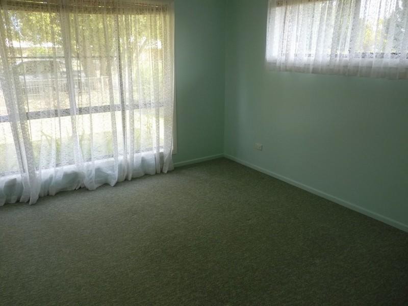 13 Howe Street, St George QLD 4487