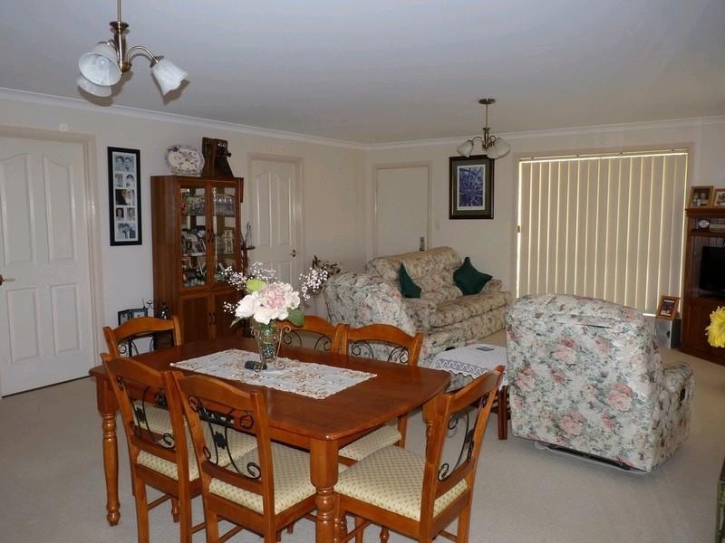 8 Elizabeth Street, St George QLD 4487