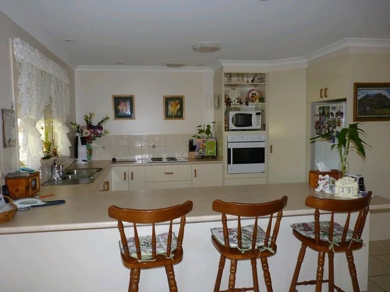 8 Elizabeth Street, St George QLD 4487