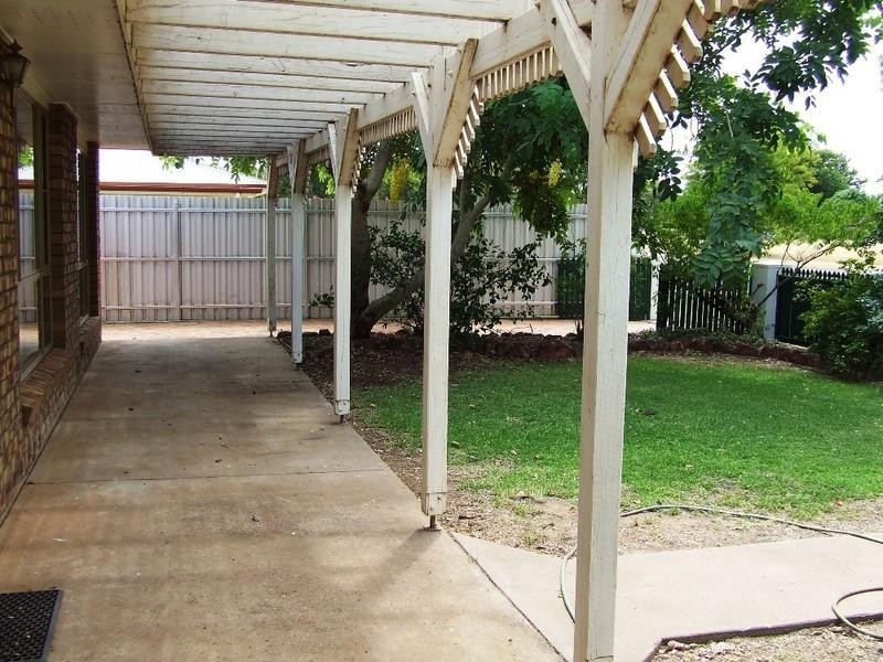 88 Scott Street, St George QLD 4487