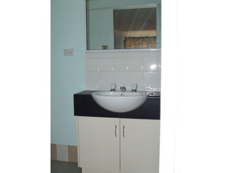 88 Scott Street, St George QLD 4487