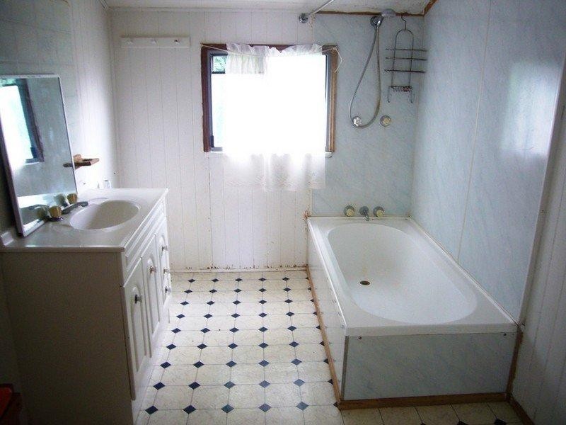 27 Scott Street, St George QLD 4487