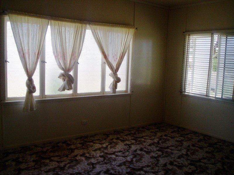 90 Alfred Street, St George QLD 4487