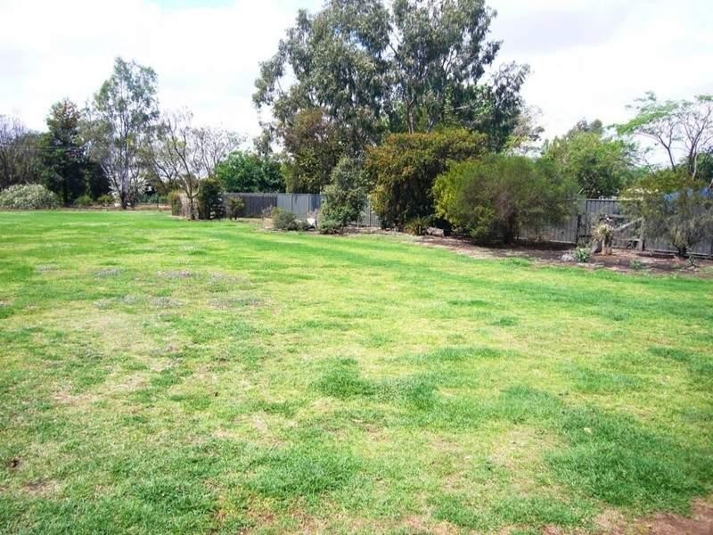 9-11 Turvey Court, St George QLD 4487