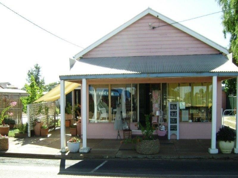 13 Grey Street, St George QLD 4487