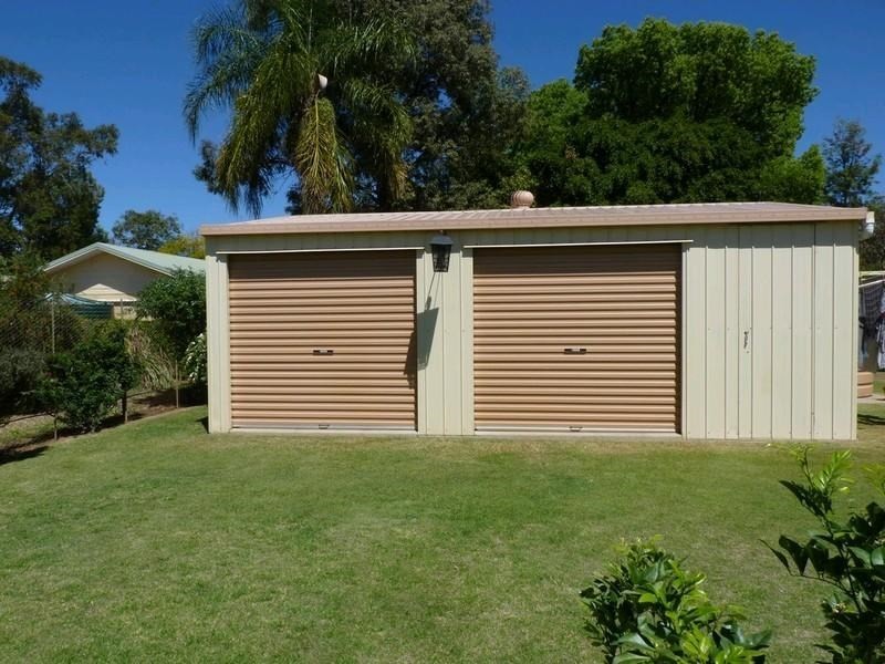 8 Elizabeth Street, St George QLD 4487