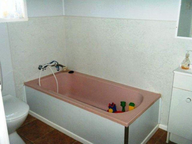 11 Wattle Drive, St George QLD 4487