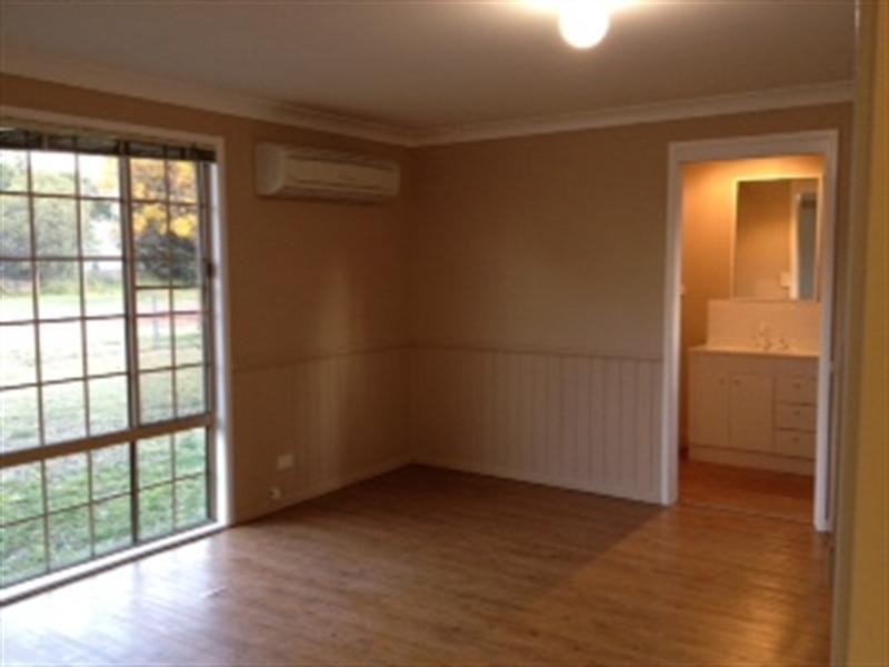 52 Albert Street, St George QLD 4487