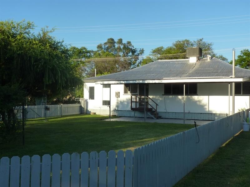 64 Scott Street, St George QLD 4487