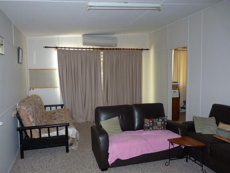 21 Weatherall Street, St George QLD 4487