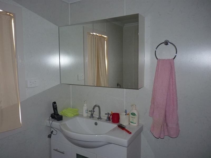 21 Weatherall Street, St George QLD 4487