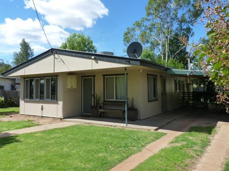 35 Kenny Lane, St George QLD 4487