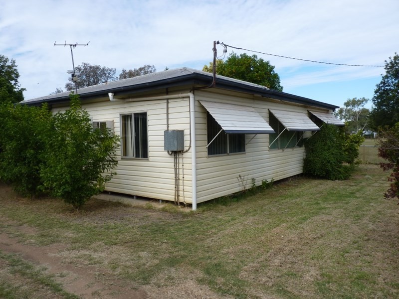 29 Roe Street, St George QLD 4487