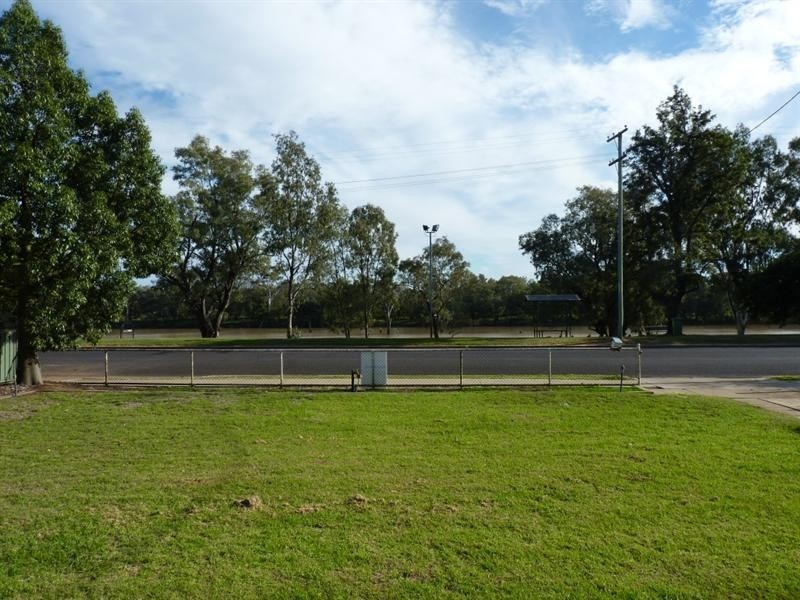 54 St Georges Terrace, St George QLD 4487