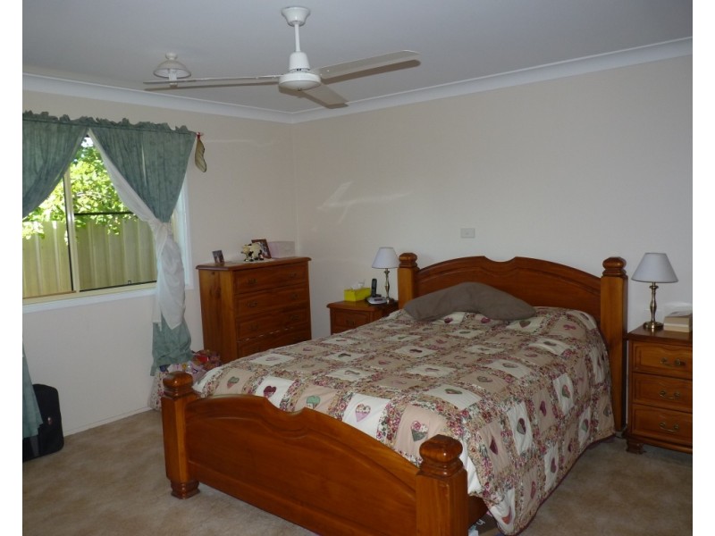 8 Hill Street, St George QLD 4487