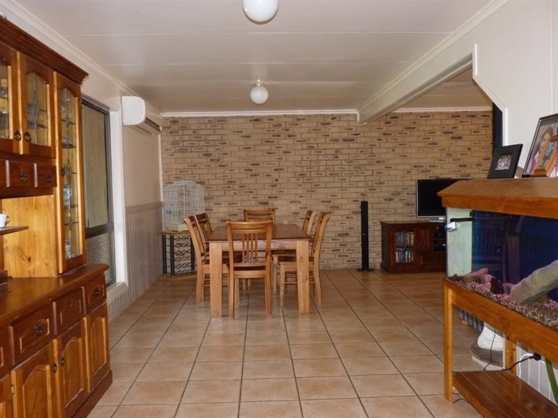 7 Robert Street, St George QLD 4487