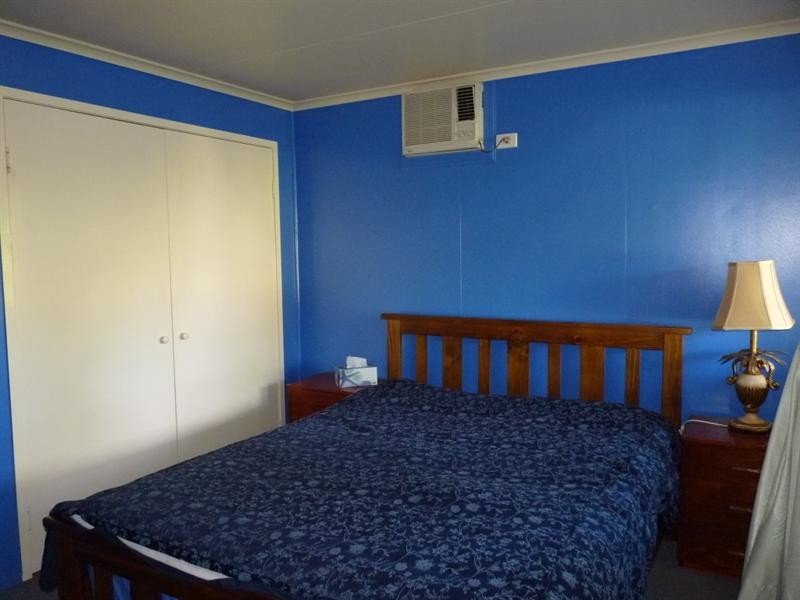 7 Robert Street, St George QLD 4487