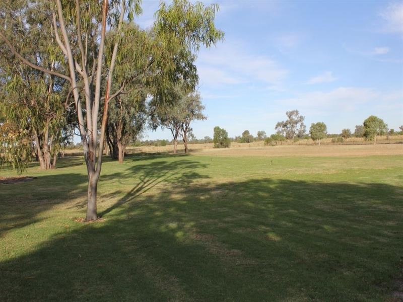 73-79 Ida Street, Dirranbandi QLD 4486