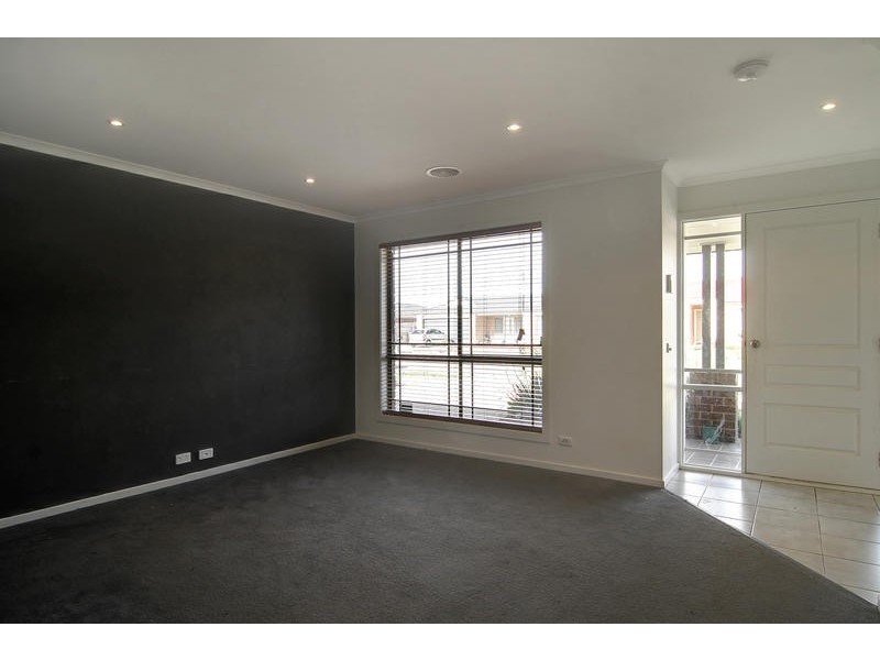 6 Kingfisher Court, Hastings VIC 3915