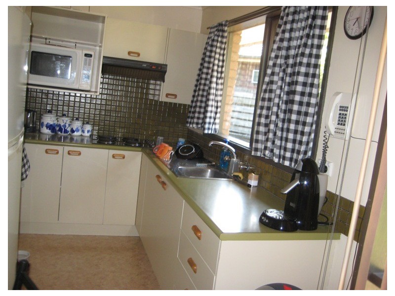 15 Railway Crescent, Hastings VIC 3915