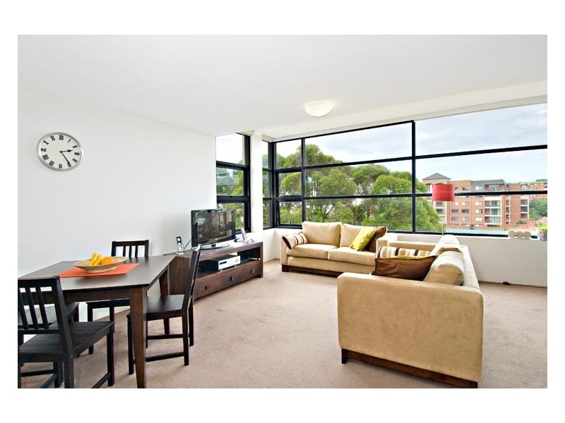 440/221 Sydney Park Road, Erskineville NSW 2043