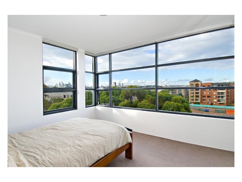 440/221 Sydney Park Road, Erskineville NSW 2043