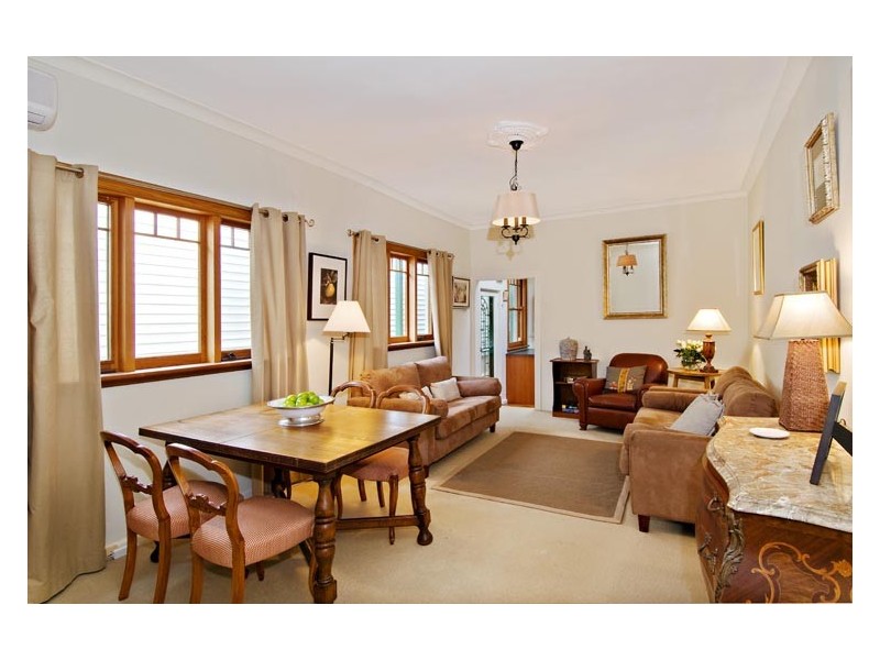 10 Lincoln Street, Dulwich Hill NSW 2203