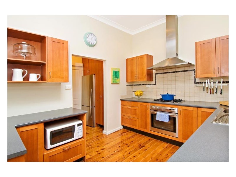 10 Lincoln Street, Dulwich Hill NSW 2203