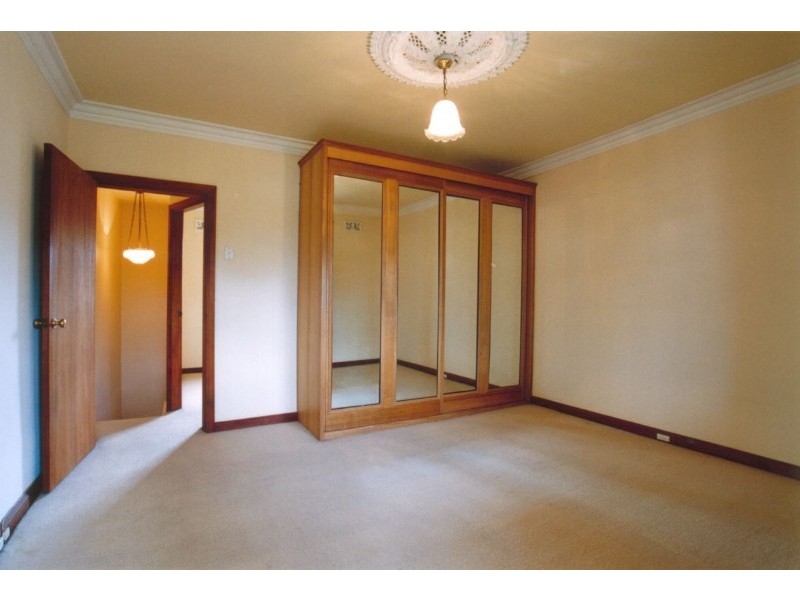 33 O’Connell Street, Newtown NSW 2042