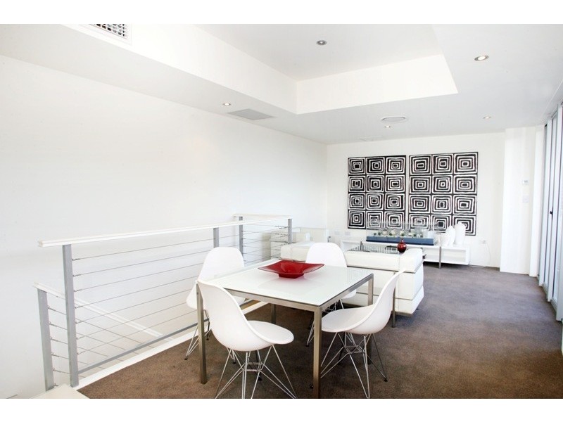 2/1 Goodsell Street, St Peters NSW 2044