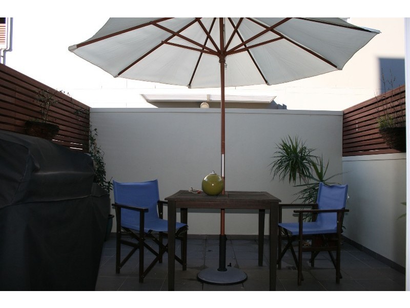 2/1 Goodsell Street, St Peters NSW 2044