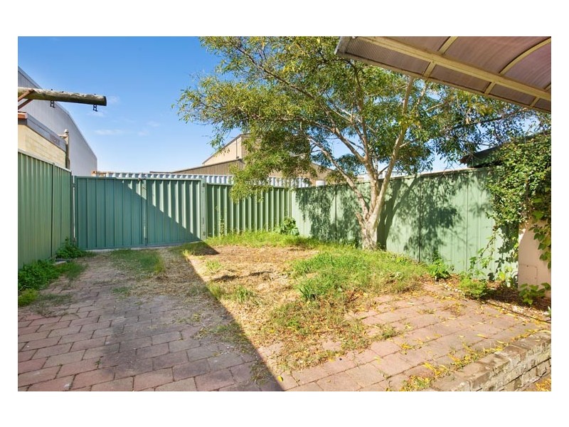 132 Unwins Bridge Road, St Peters NSW 2044