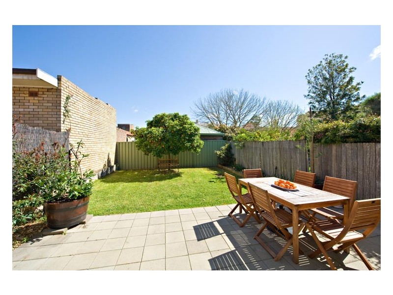 19 Brown Street, St Peters NSW 2044