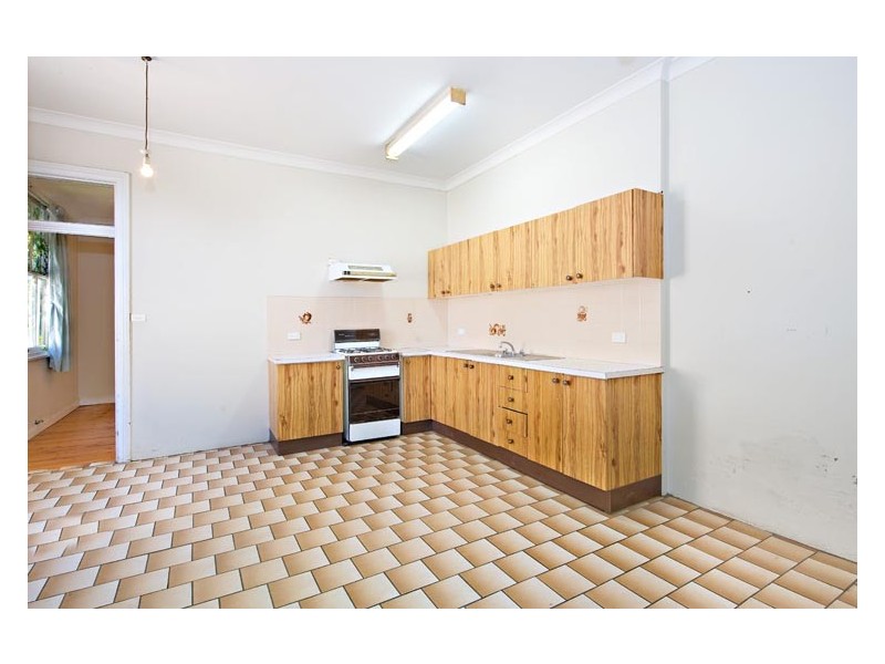 42 Juliett Street, Enmore NSW 2042