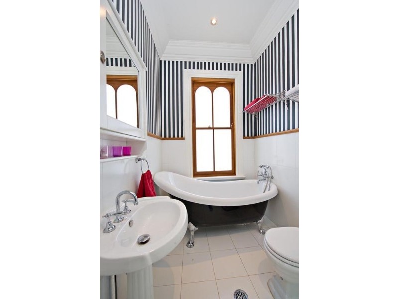 14 Henderson Road, Alexandria NSW 2015