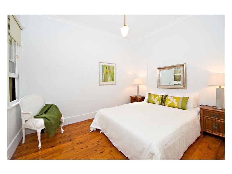 2A Commodore Street, Newtown NSW 2042