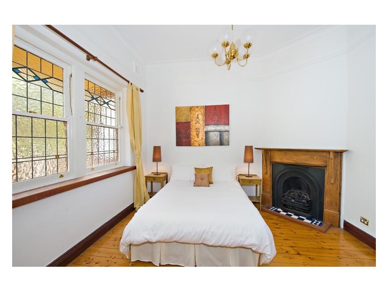 11 Grove Street, St Peters NSW 2044