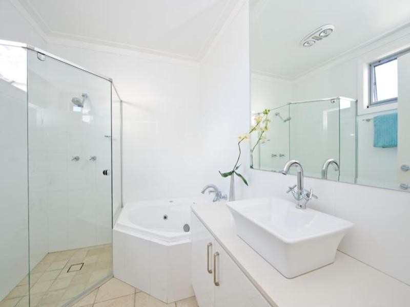70B Chelmsford Street, Newtown NSW 2042