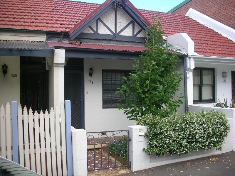 128 Rochford Street, Erskineville NSW 2043