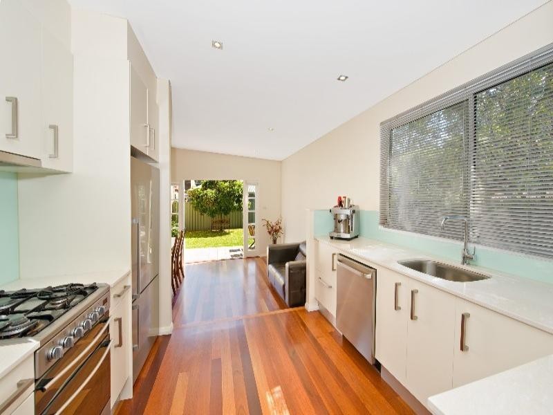 19 Brown Street, St Peters NSW 2044