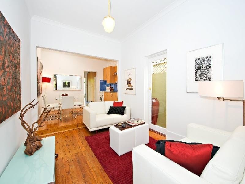 2a Commodore Street, Newtown NSW 2042