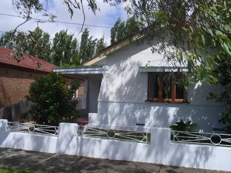 24 Browns Avenue, Enmore NSW 2042