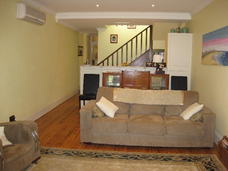 61 Simmons Street, Enmore NSW 2042