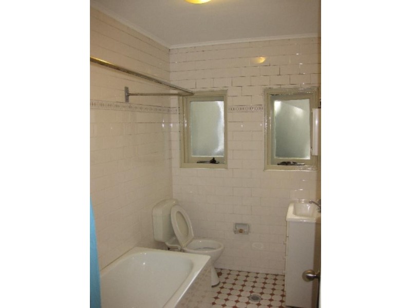 1/209 New Canterbury Road, Petersham NSW 2049