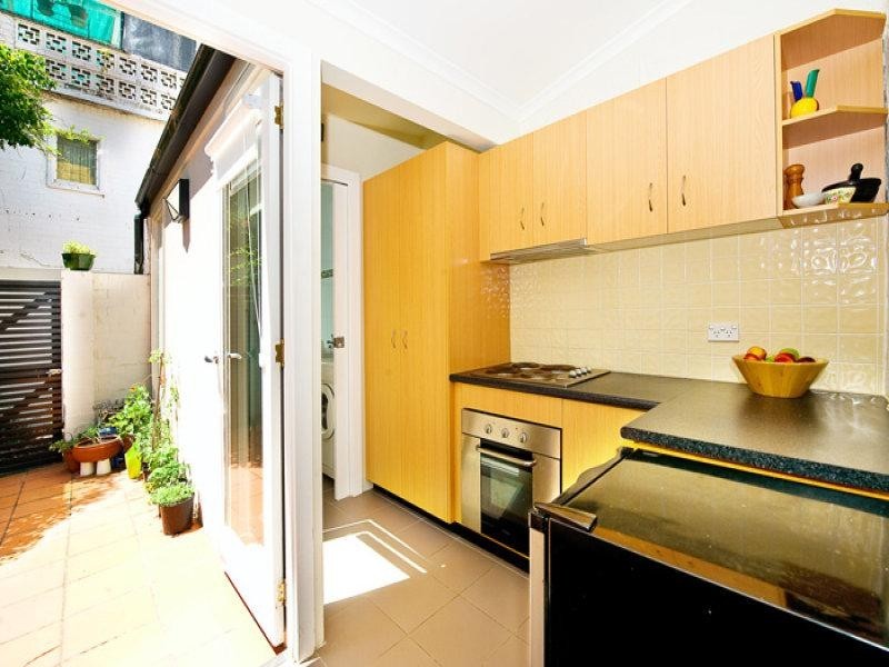 82 Burton Street, Darlinghurst NSW 2010