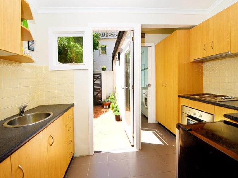 82 Burton Street, Darlinghurst NSW 2010