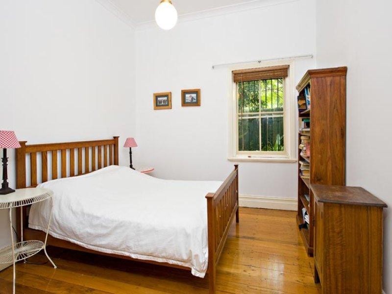 106 Railway Avenue, Stanmore NSW 2048