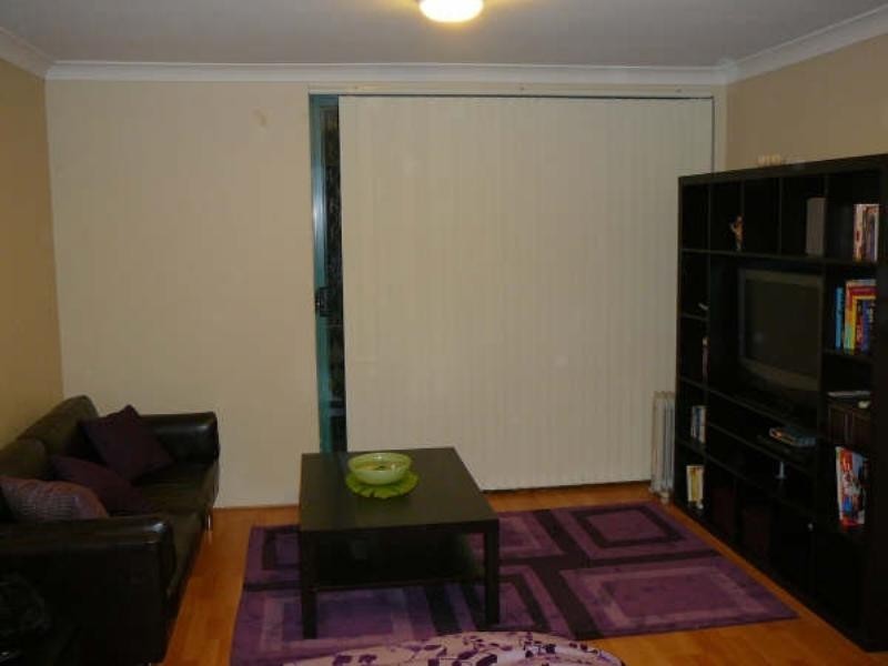 8/1 Linthorpe Street, Newtown NSW 2042