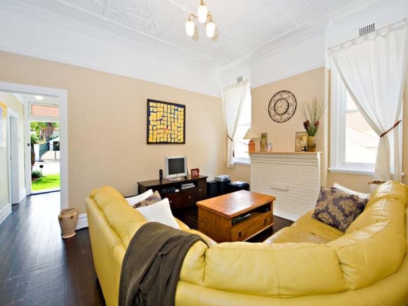 6 Bass Road, Earlwood NSW 2206